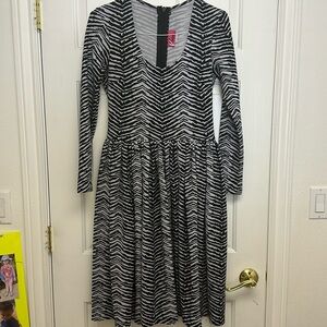 Vixen by michelline Pitt dress in zebra good condition but missing belt.